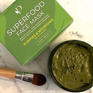 New in Box PLANTIFIQUE Superfood Face Mask w Brush